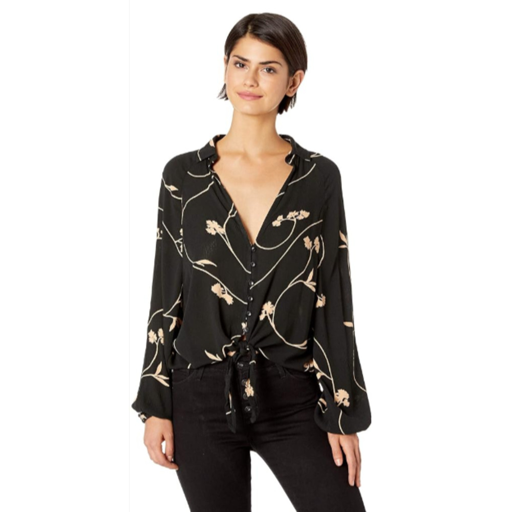 Billabong Clear Days long sleeve tie front top in black size small 4-8